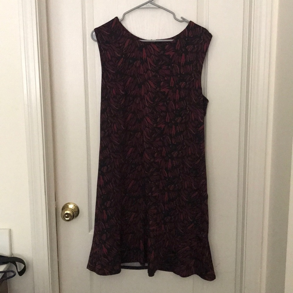 Margaret stretchy burgundy/black dress
